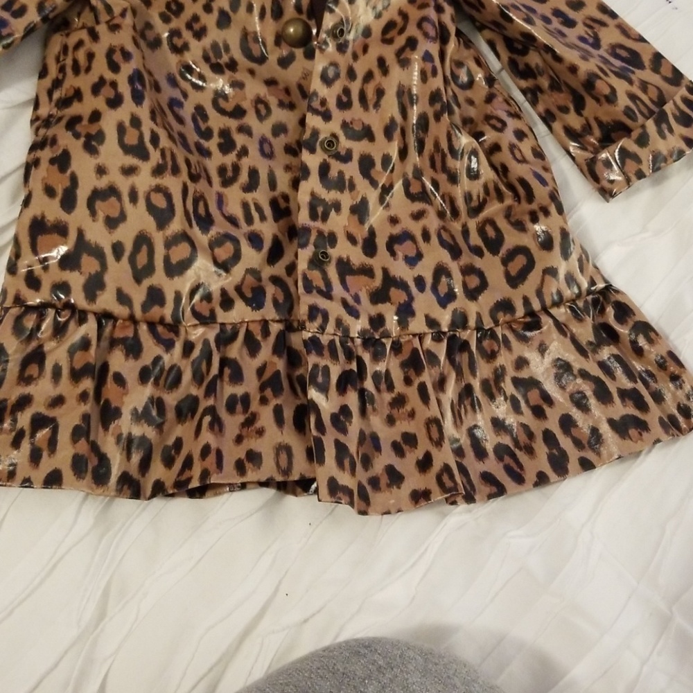 Gap Leopard Rain coat 3T - Picture 5 of 5